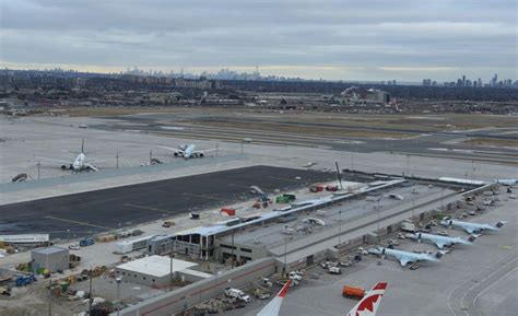 토론토 피어슨 국제 공항|Toronto Pearson Airport.